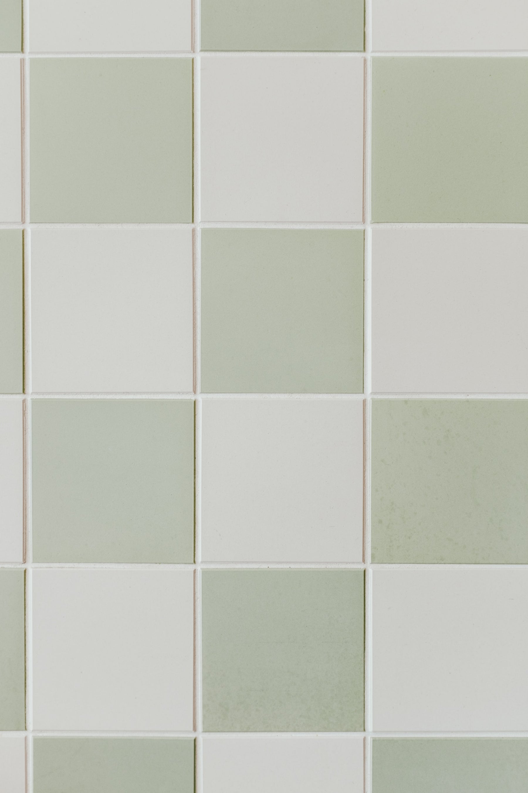 Exploring the Pros and Cons of Tile Flooring: Your Ultimate Flooring Buying Guide