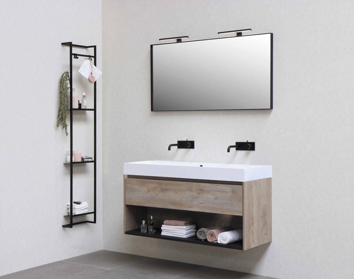 How to Choose the Perfect Bathroom Mirror: A Comprehensive Guide - Home Build Doors