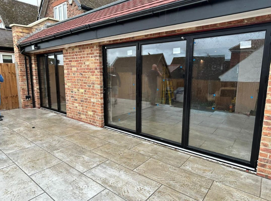 5200mm Anthracite Grey Heritage Visofold 1000 Bifold Door - 5 sections