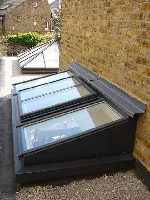 W1000mm x P1600mm Black Atlas Aluminum Lean To Roof System